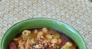 Slow Cooker Pasta e Fagioli Soup