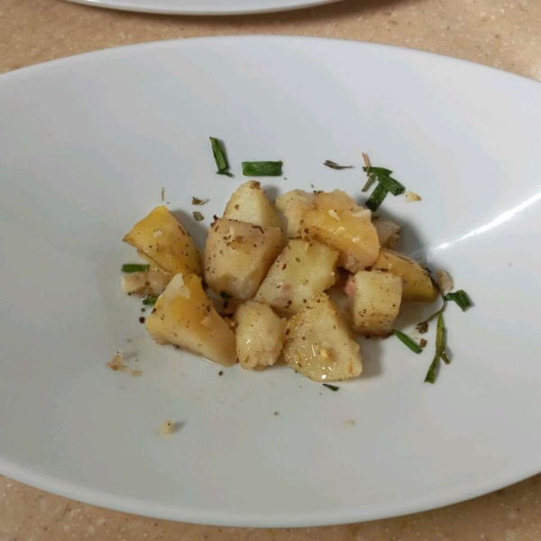 Greek Garlic-Lemon Potatoes
