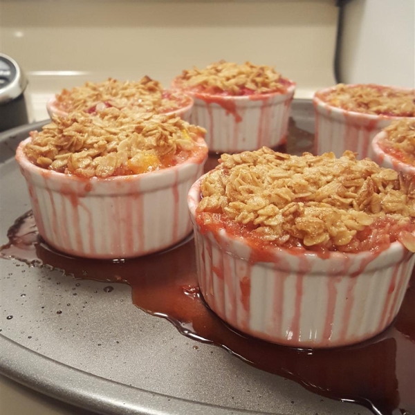 Raspberry Peach Crumble