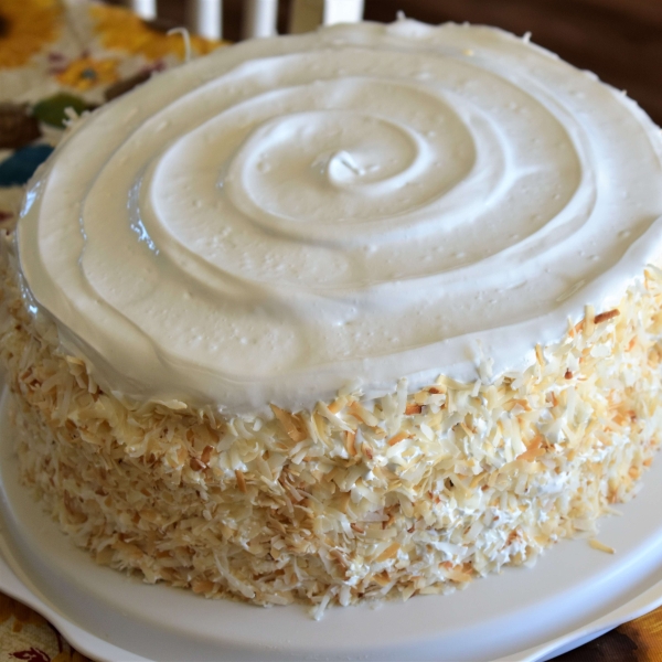 Old-Fashioned Coconut Cake recipe - Easy Cook Find