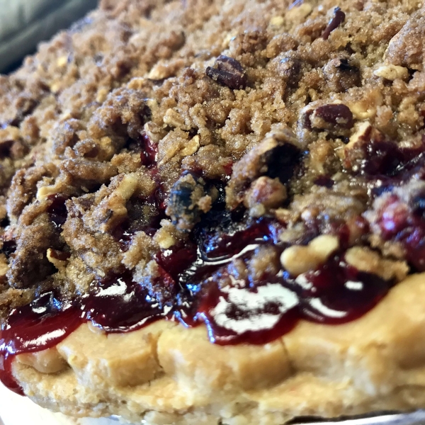 Cranberry Streusel Pie