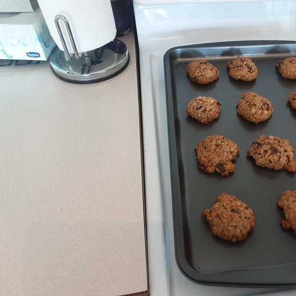 Oatmeal Raisin Cookies