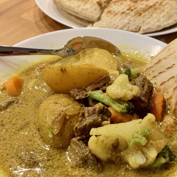 Slow Cooker Mussaman Curry