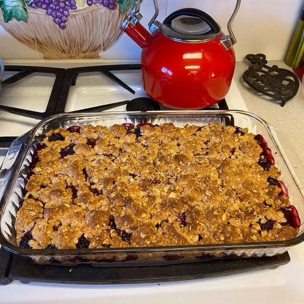 Triple Berry Crisp