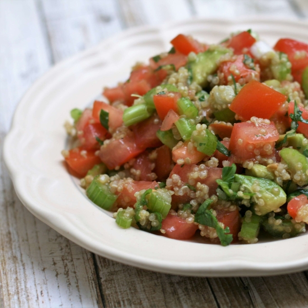 Avocado Tomato Salad with Quinoa