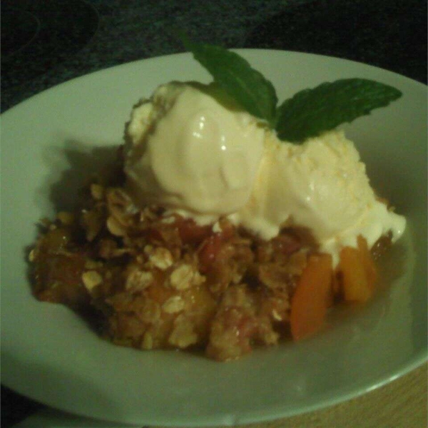 Raspberry Peach Crumble