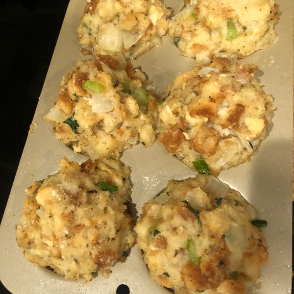 Gravy-Stuffed Stuffing Muffins