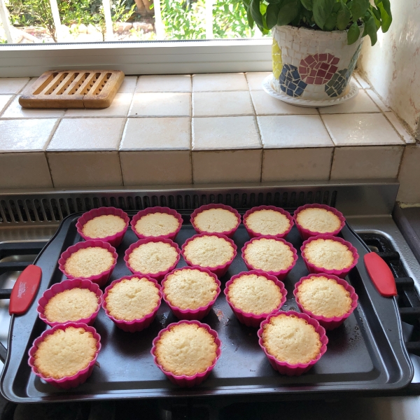 One Bowl Lemon Cupcakes