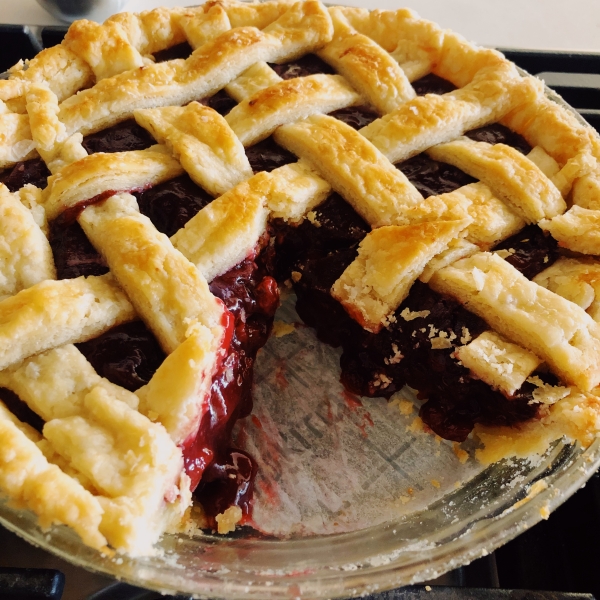 Sweet Washington Cherry Pie