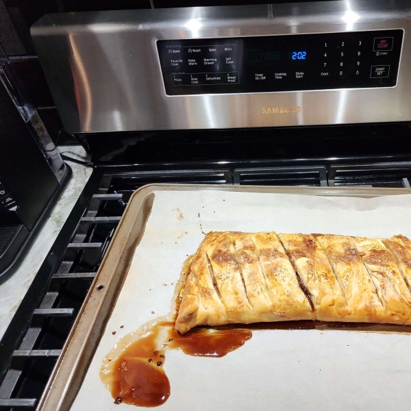 Easy Apple Strudel