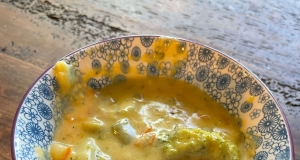 Sandy's Homemade Broccoli and Cheddar Soup