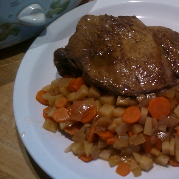 Healthier Marie's Easy Slow Cooker Pot Roast