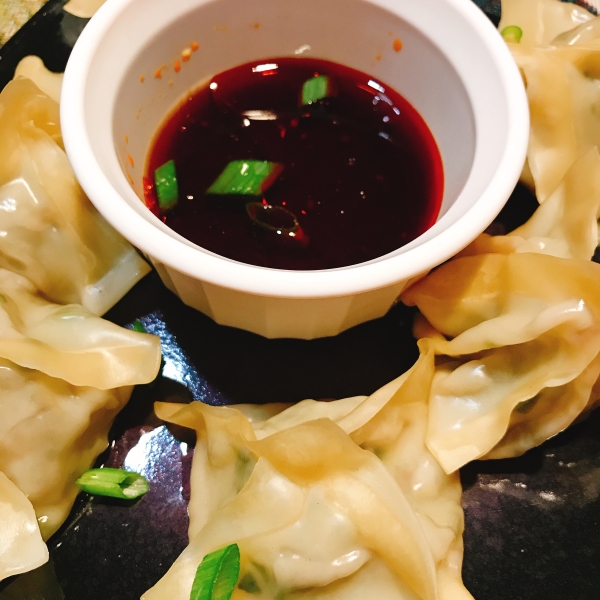 Lee's Incredible Momos