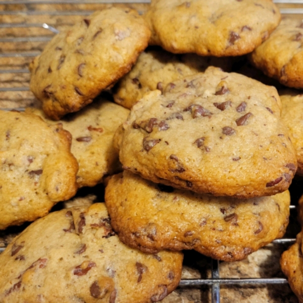Golden Chocolate Chip Cookies
