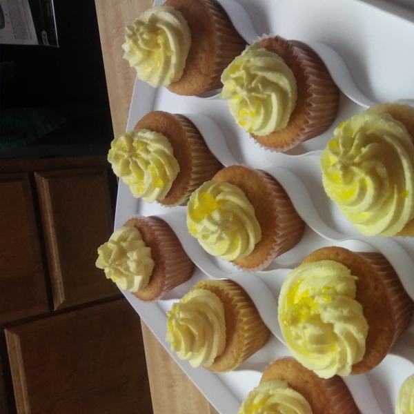 Lemon Cupcakes with Lemon Frosting