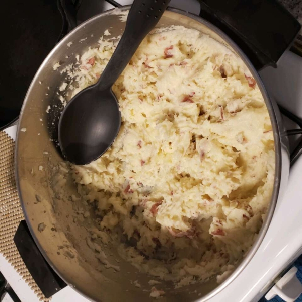 Red Garlic Mashed Potatoes