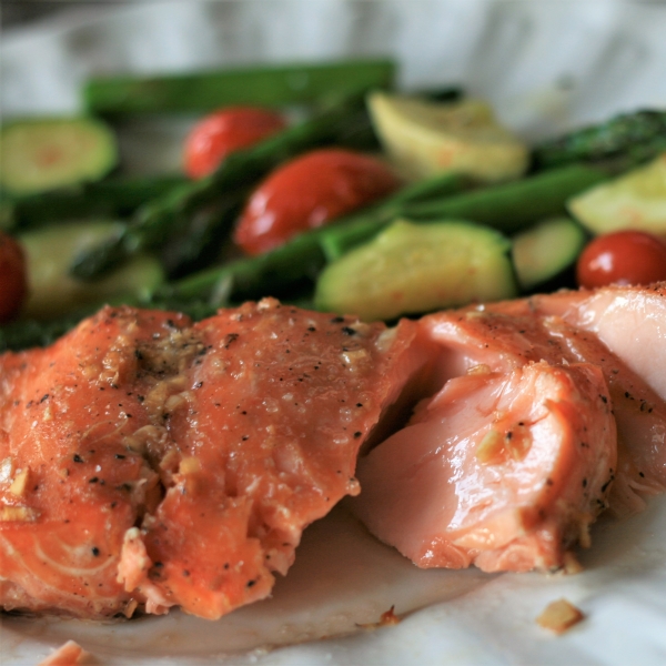 Grilled Salmon with Maple Syrup and Soy Sauce