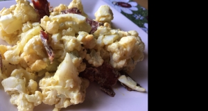Keto Cauliflower, Eggs, and Bacon Salad