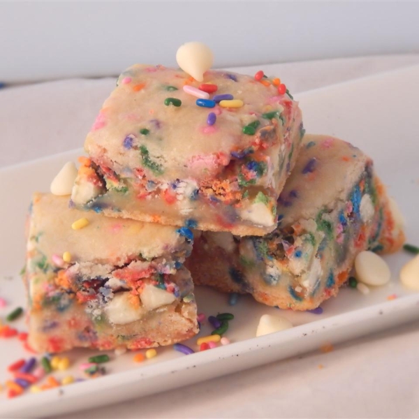 Funfetti® Gooey Bars