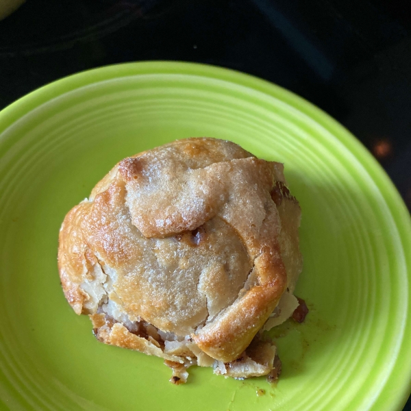 Apple Dumplings with Rich Cinnamon Sauce