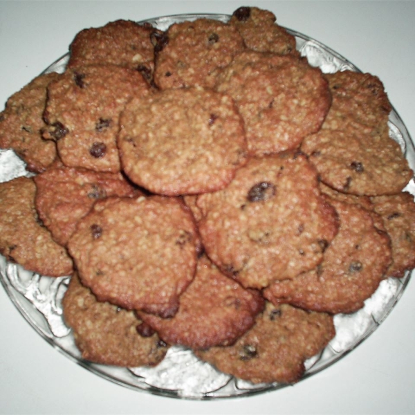 Raisin Peanut Butter Bran Cookies