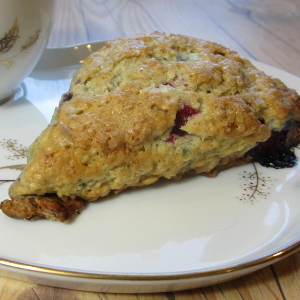 Berry Oatmeal Scones