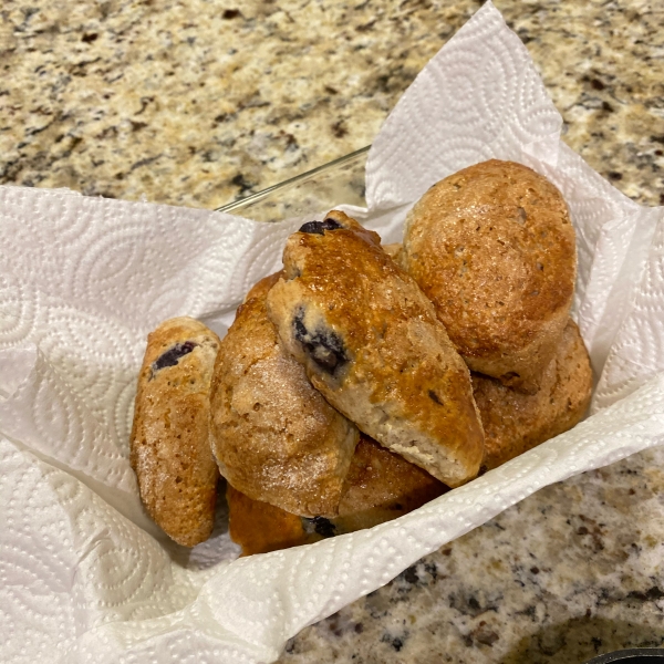 Restaurant-Quality Maple Oatmeal Scones