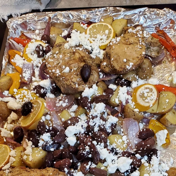 Mediterranean Chicken Sheet Pan Dinner