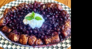 Slow Cooker Blueberry Biscuit Cobbler