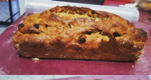 Moist Banana Raisin Bread