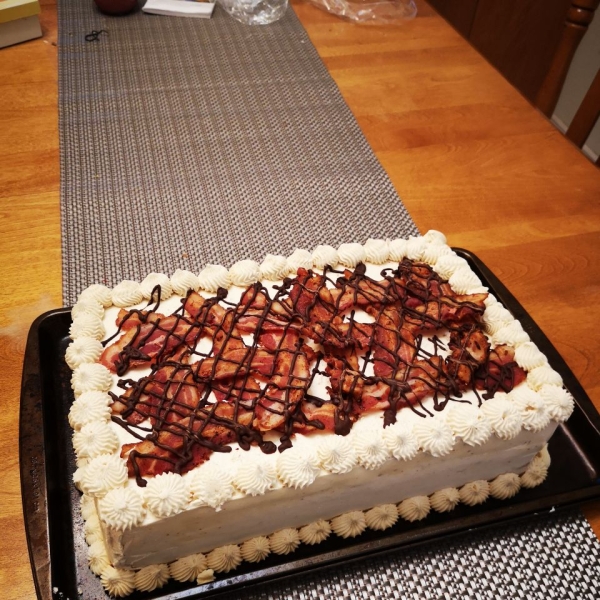 Oh Canada Maple Bacon Cake