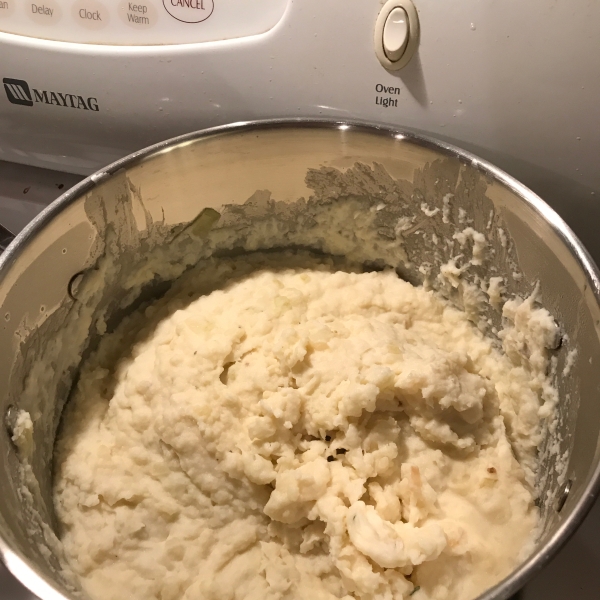 Garlic Mashed Potatoes In The Slow Cooker