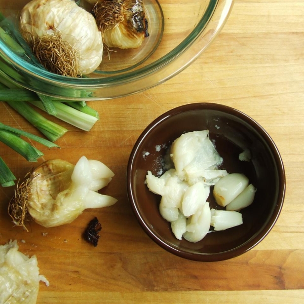 Grilled Green Garlic