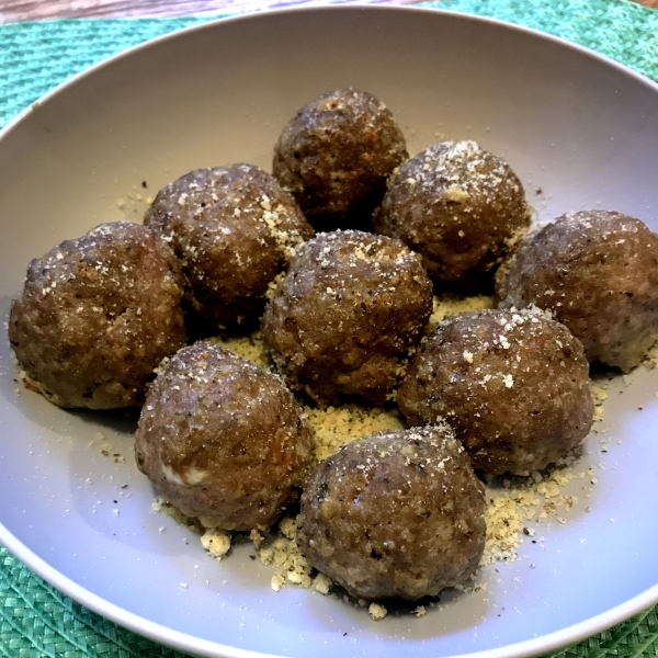 Pesto Turkey Meatballs