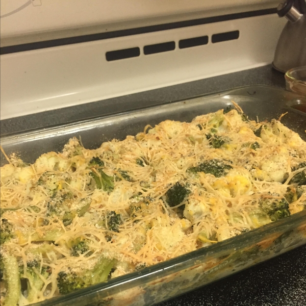 Cheesy Cauliflower and Broccoli Gratin