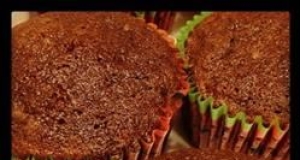 Super Easy Chocolate Cupcakes