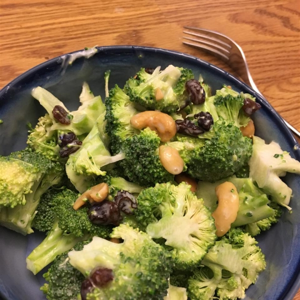 Broccoli Cashew Salad