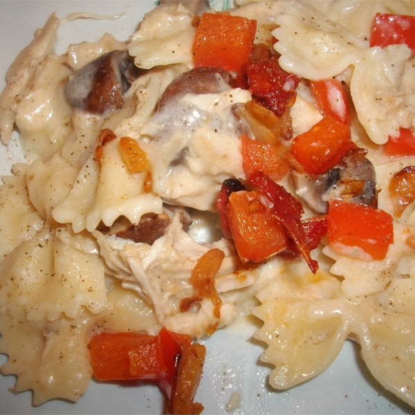 Cheesy Chicken Pepper Pasta