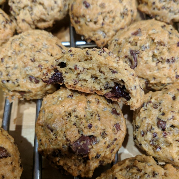 Quinoa Chocolate Chip Cookies