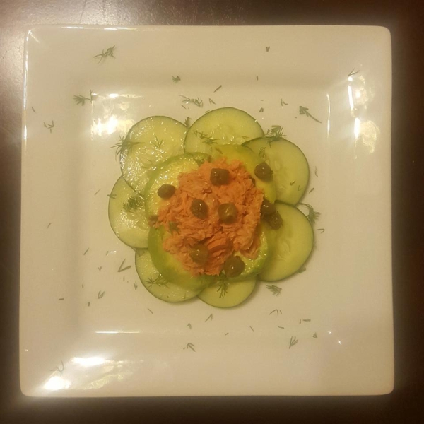 Easy Salmon Avocado Salad