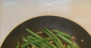 Garlicky Green Beans with Shallot