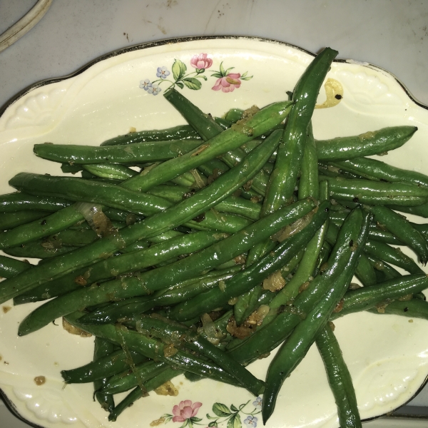 Garlicky Green Beans with Shallot