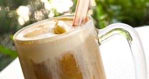 Rum-beer Float