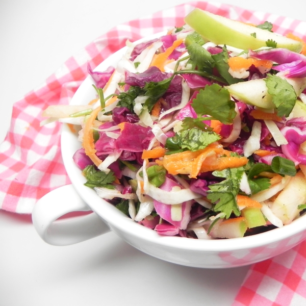 Marinated Mexican Fish Tacos Slaw