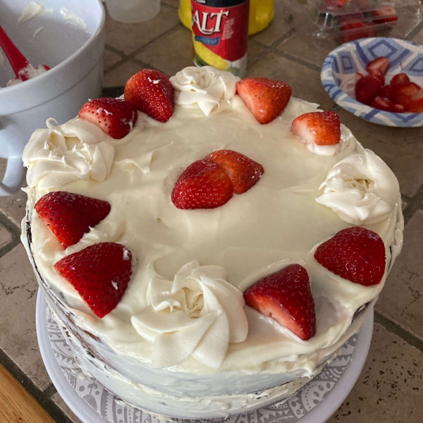 Vanilla Layer Cake with Strawberries