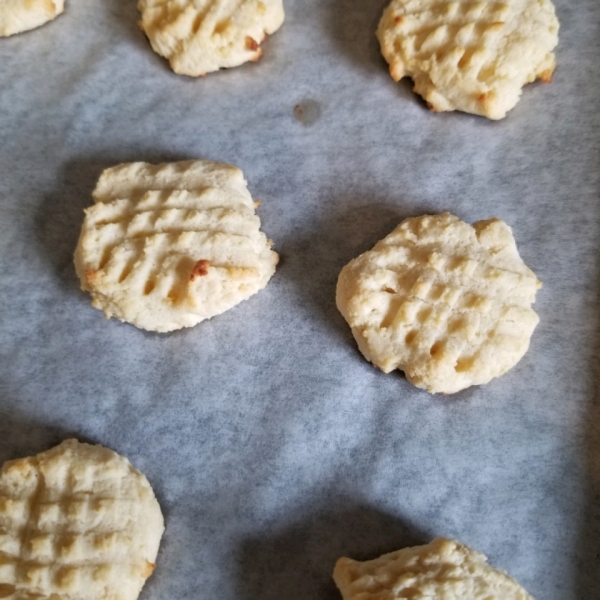 Gluten-Free Coconut Flour Shortbread Cookies