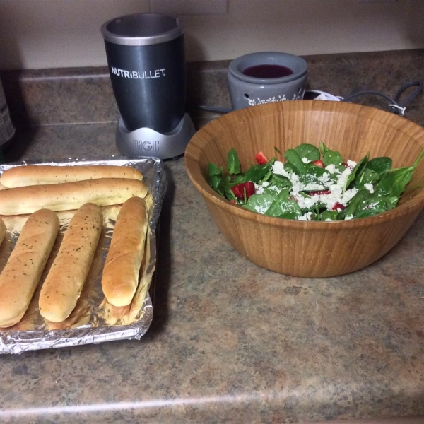 Spinach and Strawberry Salad with Feta Cheese