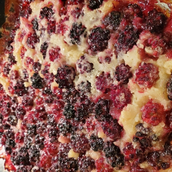 Mama's Blackberry Cobbler