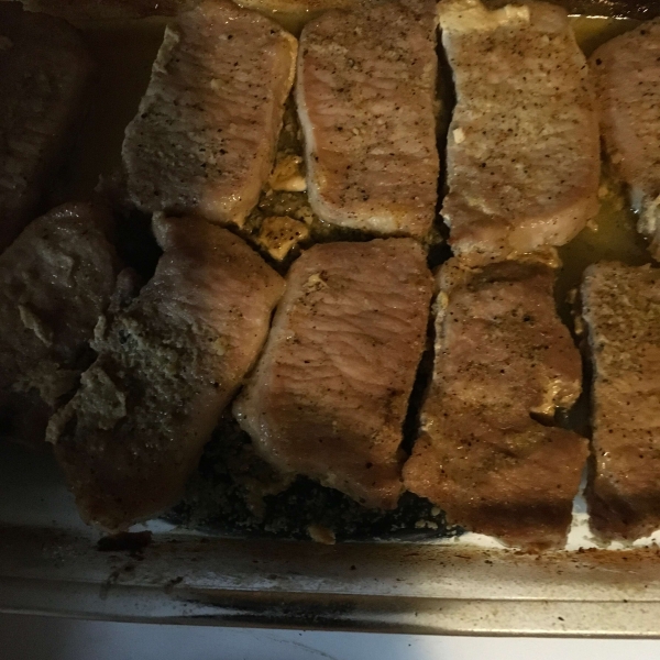 Garlic-Seasoned Baked Pork Chops