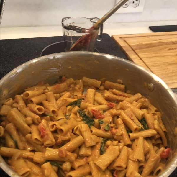 Vegan One-Pot Coconut Curry with Pasta and Vegetables